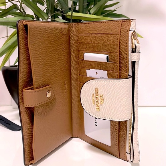 Coach Tech Wallet - Picture 2 of 6